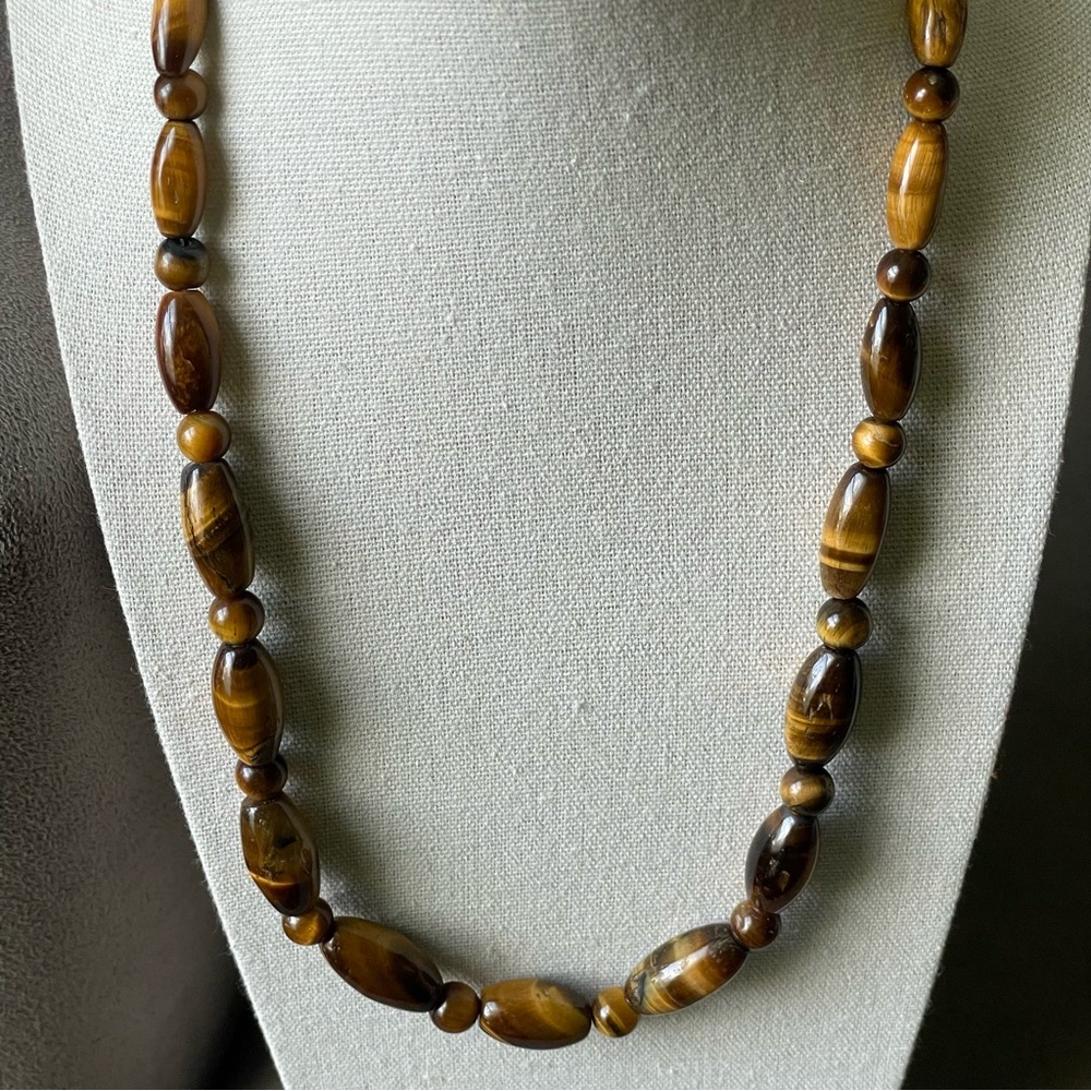 Natural Tiger’s Eye Oval Beaded Necklace